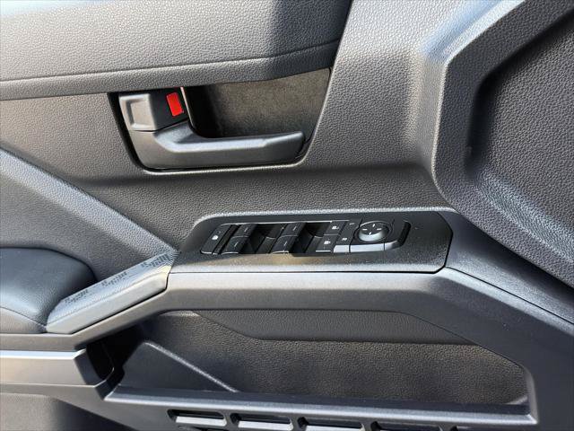 Certified 2026 Toyota 4Runner SR5 AWD/4WD image 23