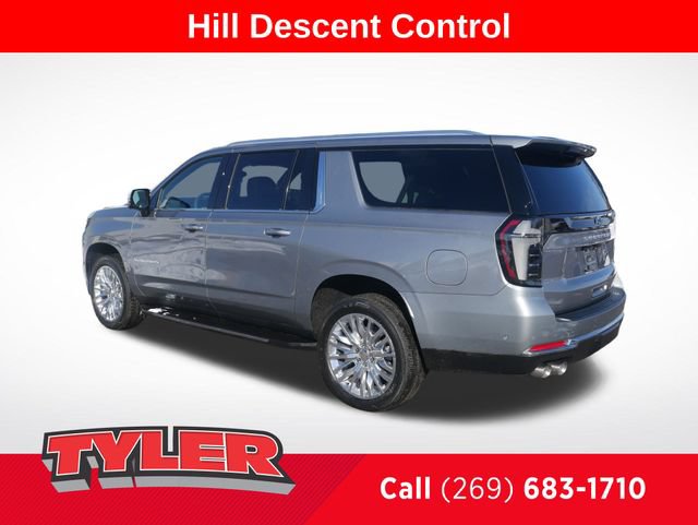 New 2026 Chevrolet Suburban Premier w/ Sun And Tow Package AWD/4WD image 5