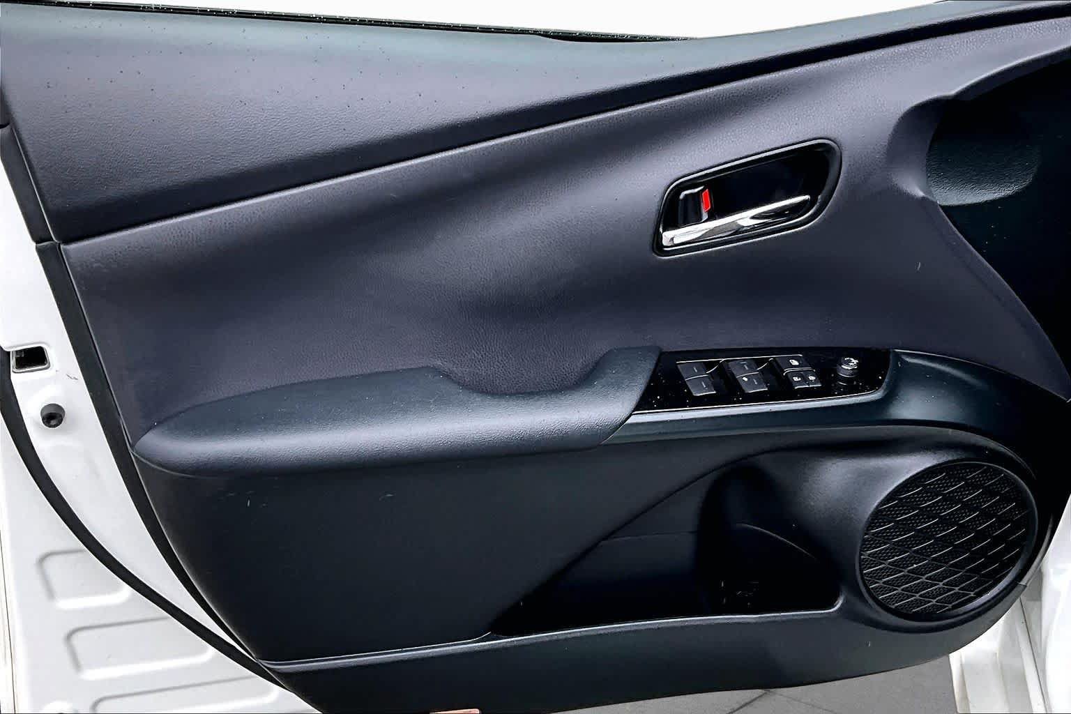 Certified 2020 Toyota Prius Prime LE FWD image 20