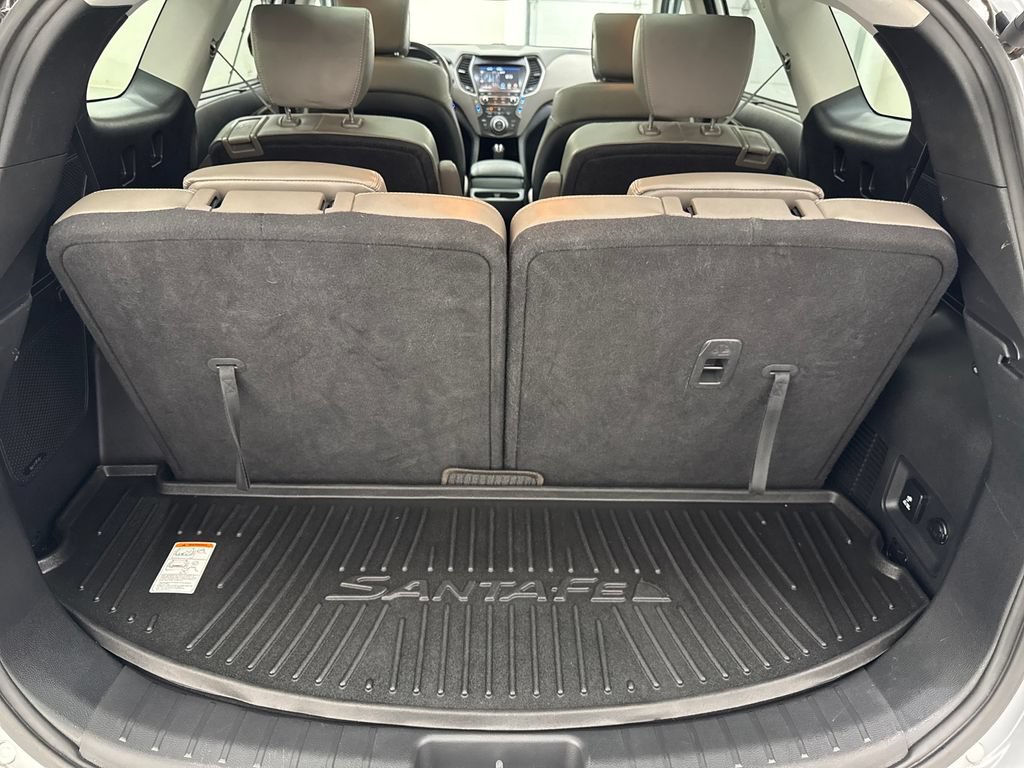 Used 2019 Hyundai Santa Fe XL AWD/4WD image 29