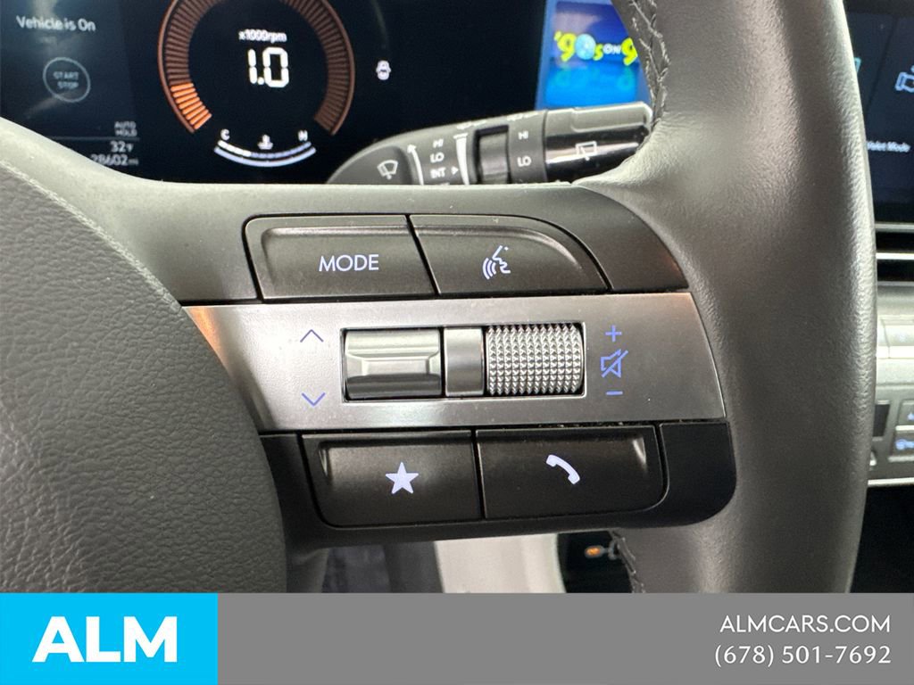 Used 2025 Hyundai Kona SEL image 29