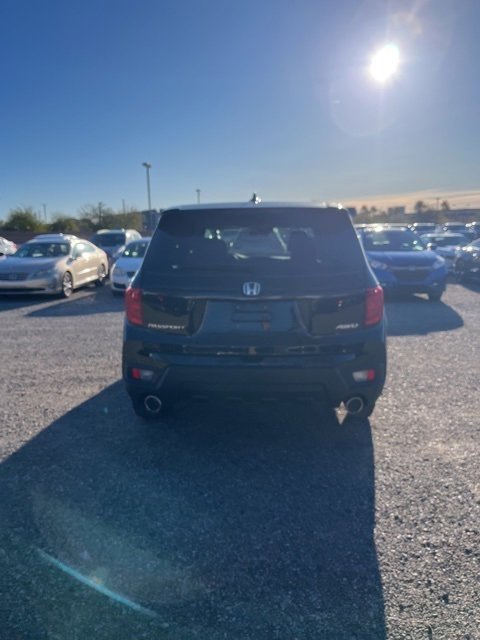 Certified 2025 Honda Passport EX-L image 4