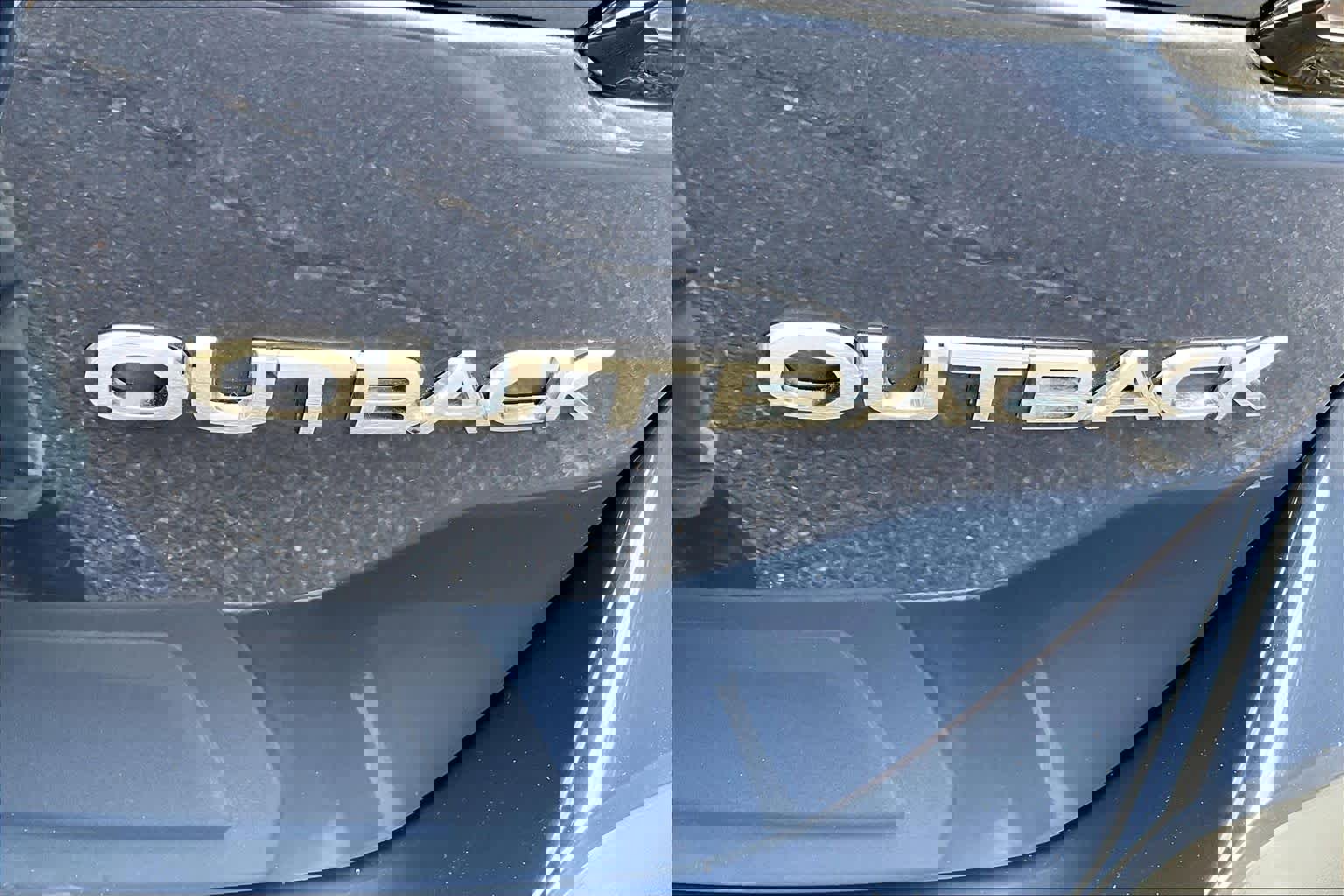 Used 2025 Subaru Outback AWD/4WD image 10