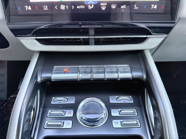 New 2026 Lincoln Nautilus Reserve AWD/4WD image 20