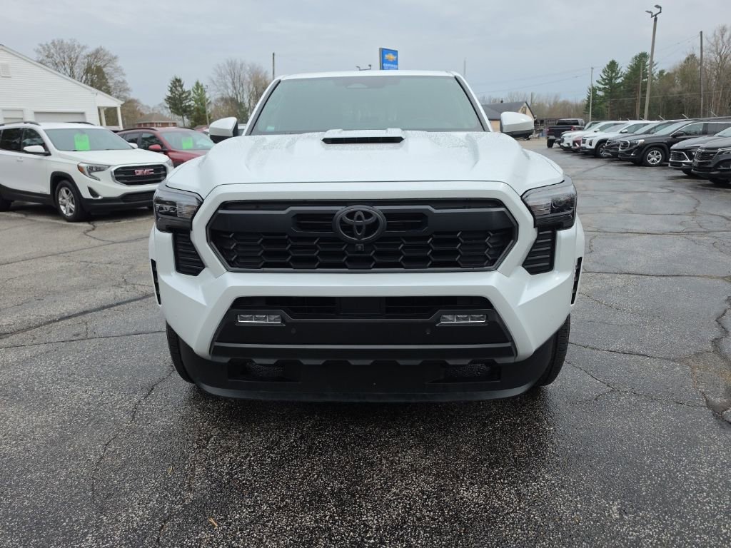 Used 2024 Toyota Tacoma TRD Sport w/ TRD Sport Premium Package image 2