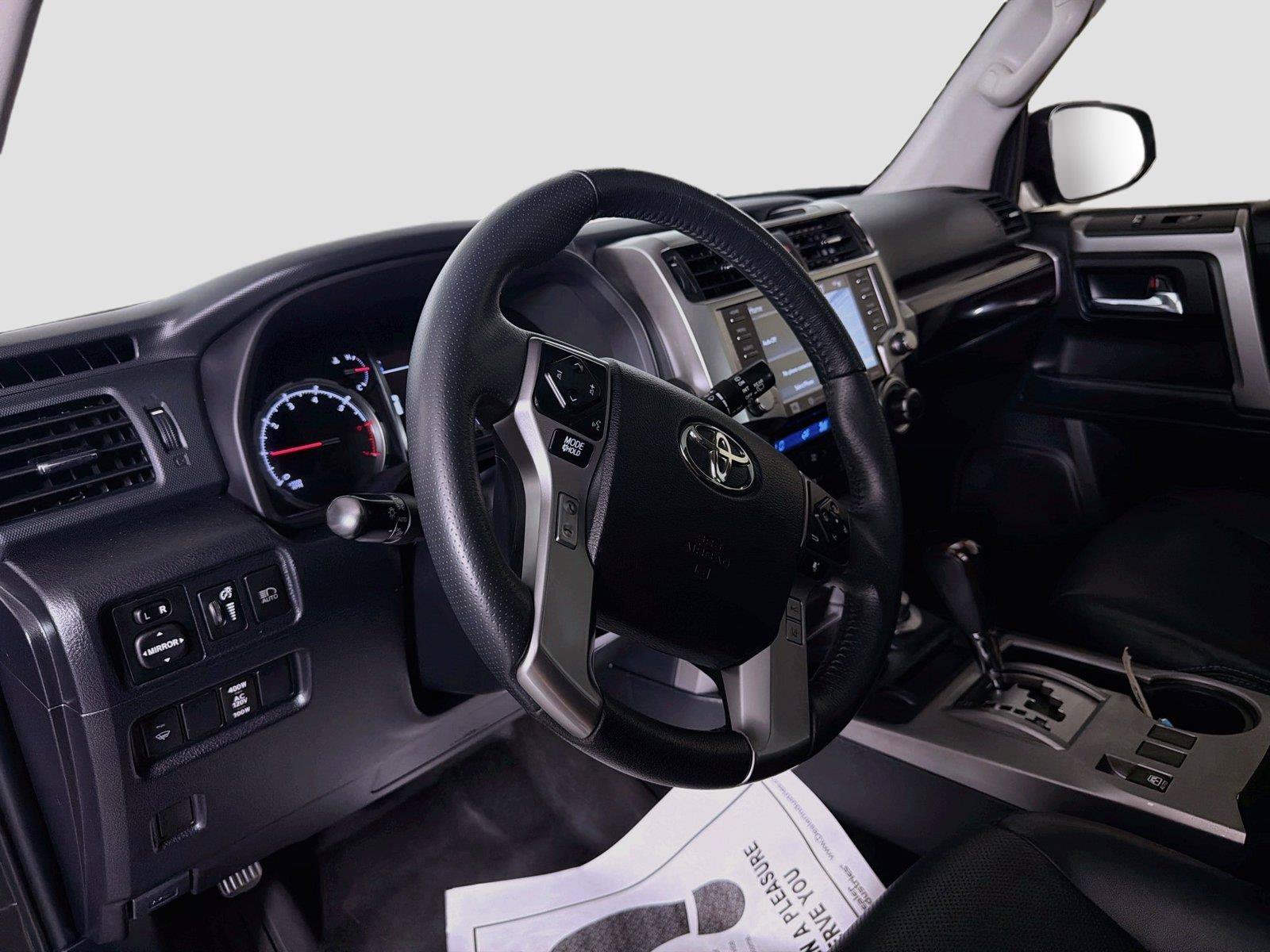 Used 2021 Toyota 4Runner Limited AWD/4WD image 9