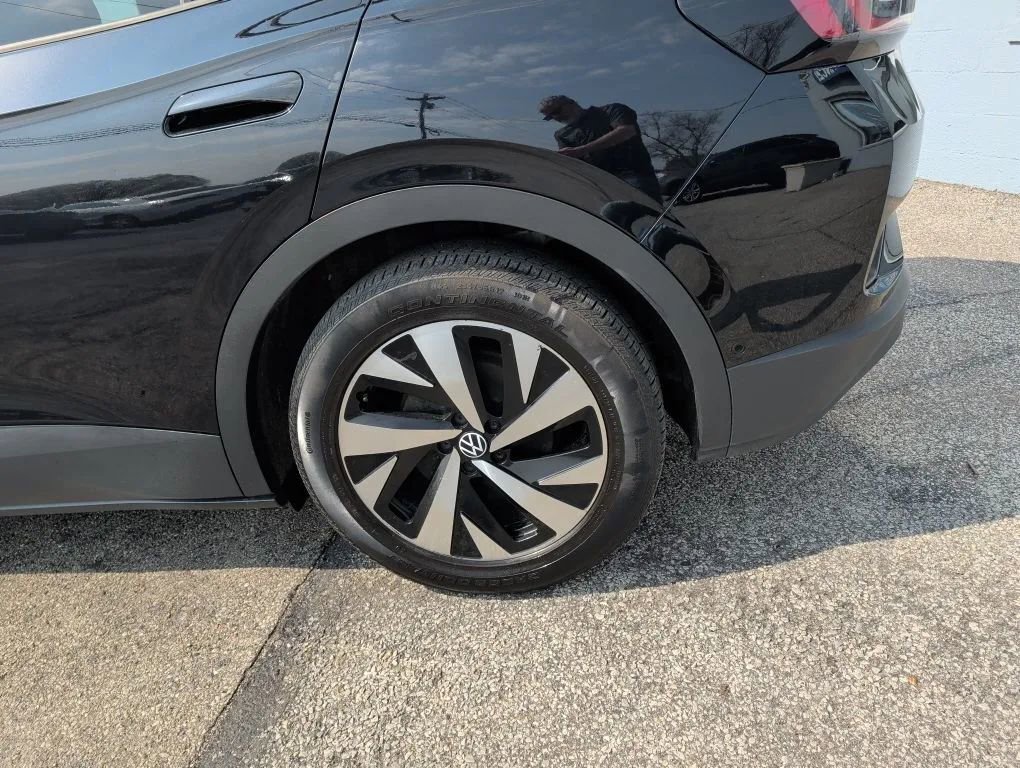 Used 2024 Volkswagen ID.4 2WD image 10