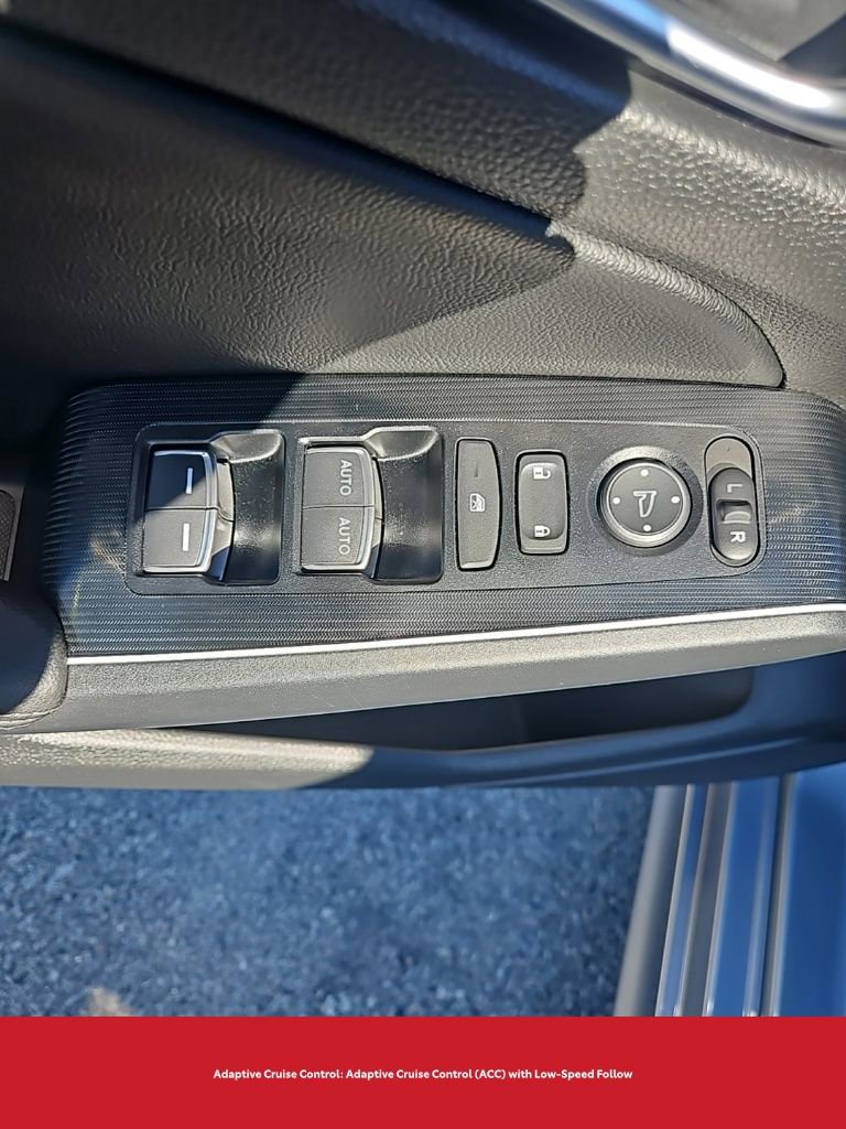 Used 2025 Honda Civic Sport image 15