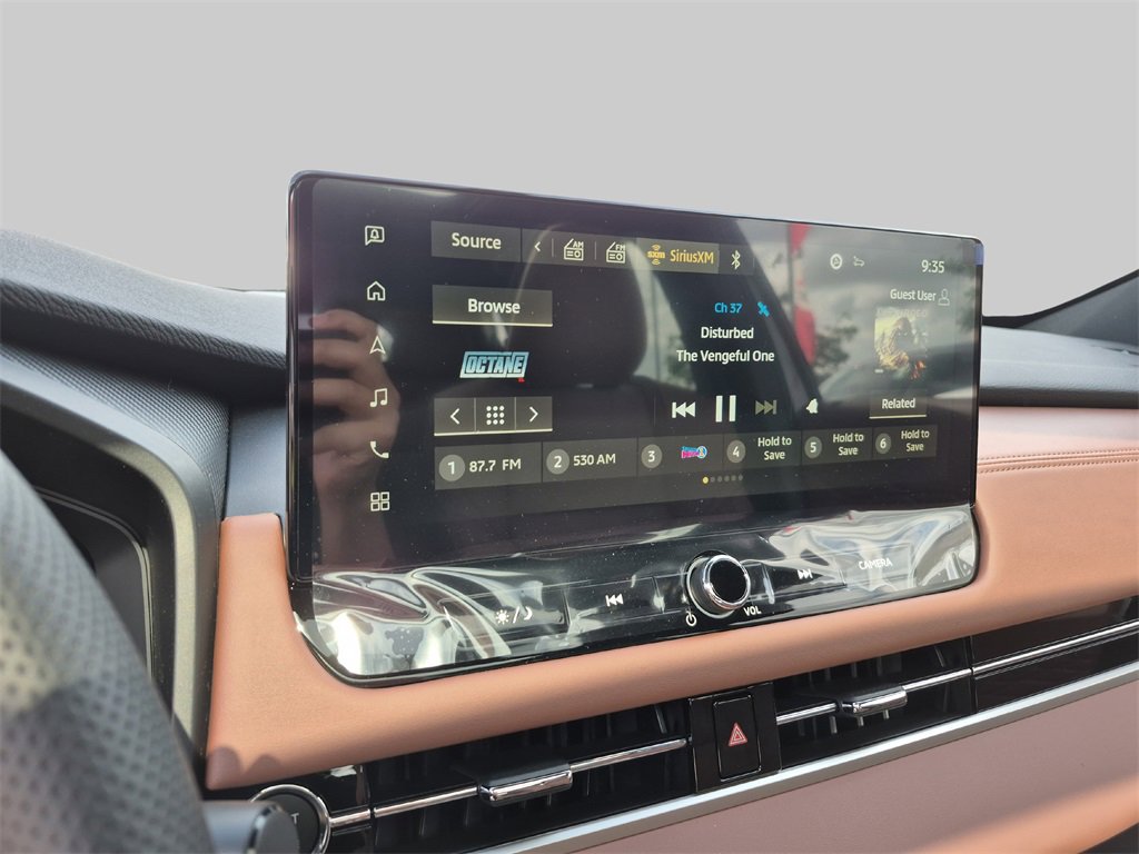 New 2025 Mitsubishi Outlander SEL image 16