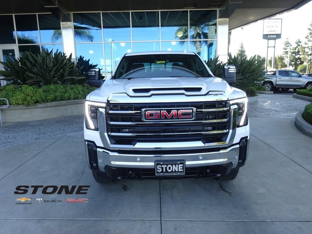 New 2026 GMC Sierra 2500 SLT w/ SLT Premium Package AWD/4WD image 2