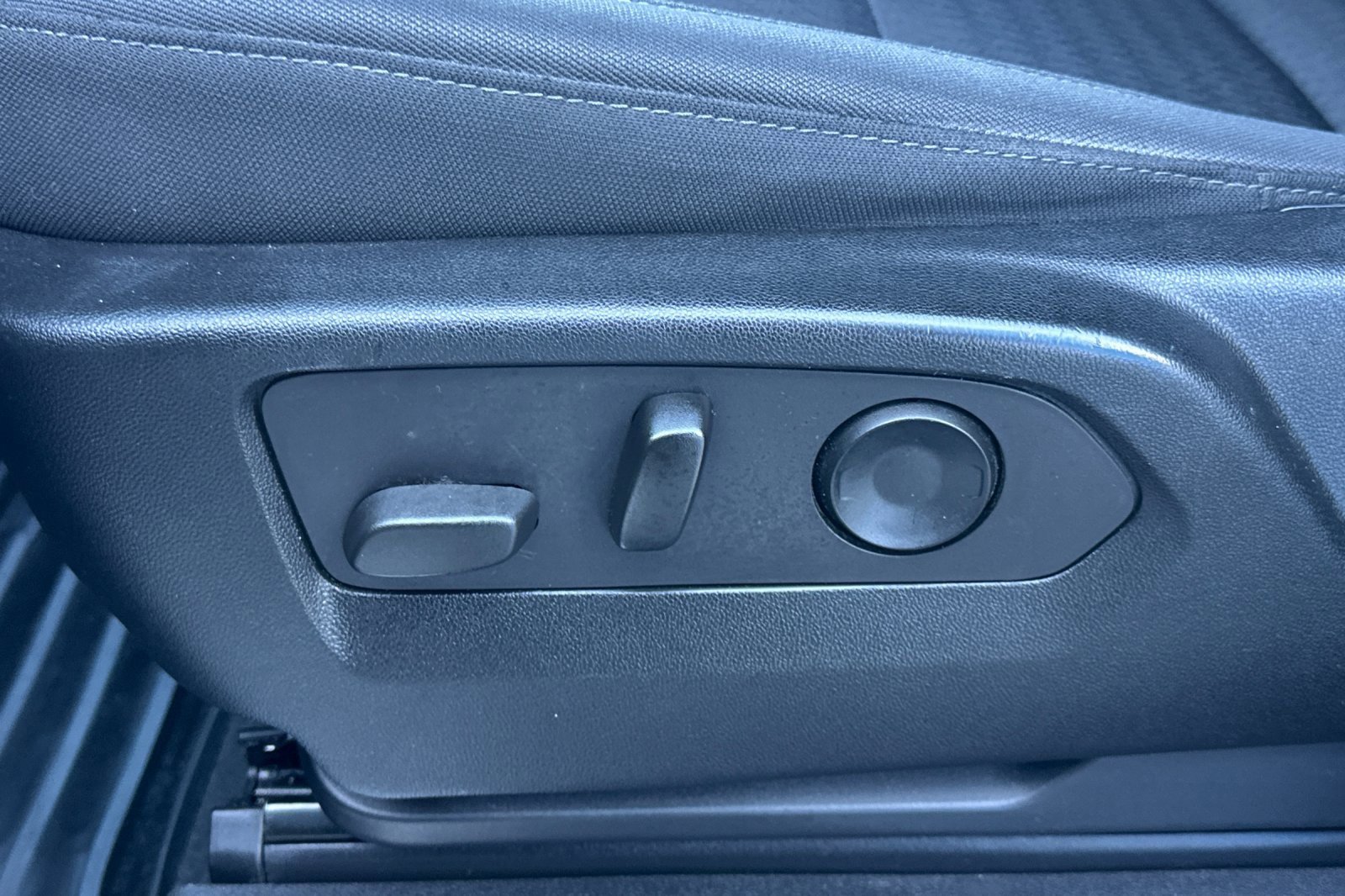 Used 2022 GMC Sierra 1500 Elevation image 14