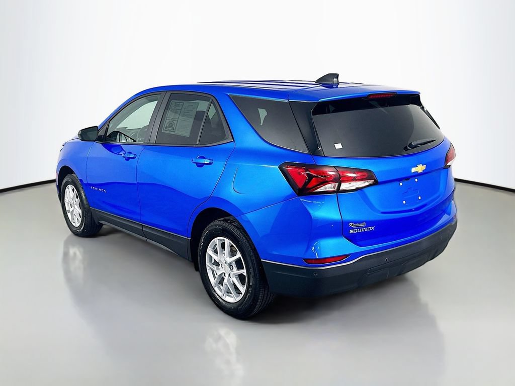 Used 2024 Chevrolet Equinox LS w/ LS Convenience Package FWD image 5