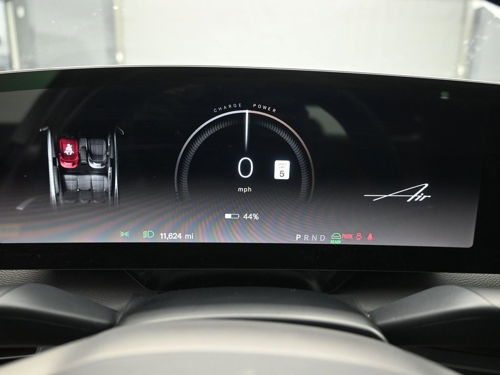 Used 2024 Lucid Air Touring image 16
