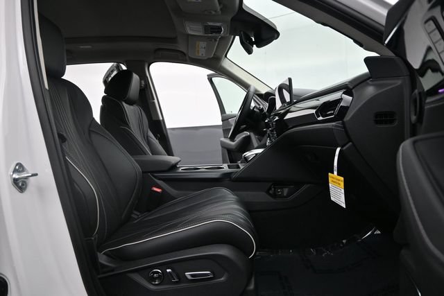 New 2026 Acura MDX w/ Advance Package AWD/4WD image 18