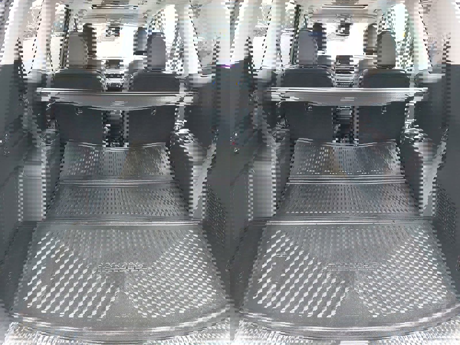 Used 2022 Kia Telluride SX w/ SX Prestige Package image 14