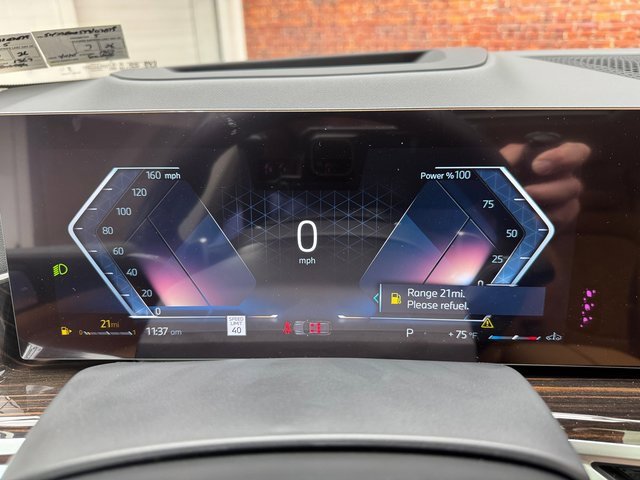 Used 2026 BMW X7 xDrive40i image 16