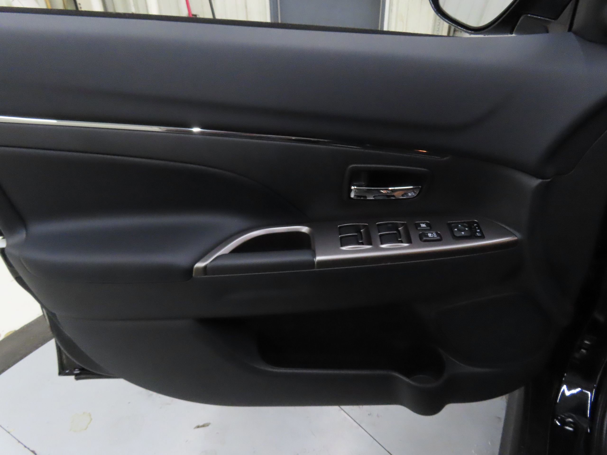 New 2025 Mitsubishi Outlander Sport SEL AWD/4WD image 9