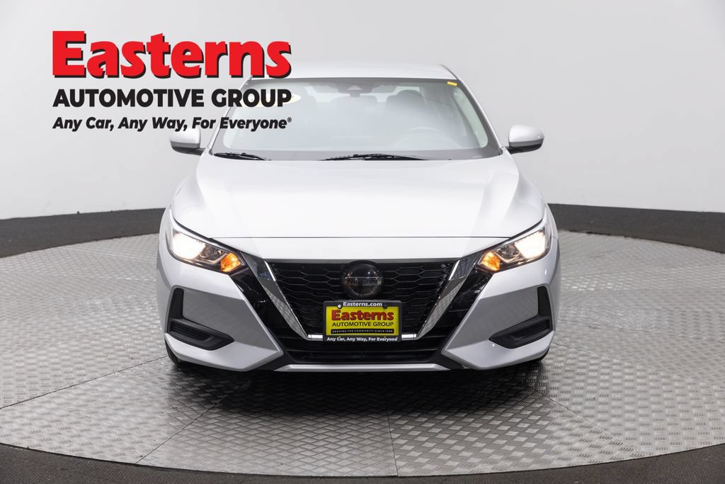 Used 2023 Nissan Sentra SV FWD image 2