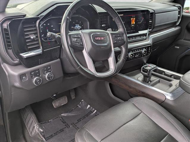 Used 2023 GMC Sierra 1500 SLT w/ SLT Premium Package AWD/4WD image 10