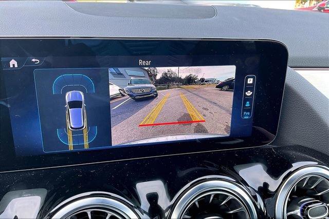 Used 2024 Mercedes-Benz GLA 35 AMG 4MATIC image 13