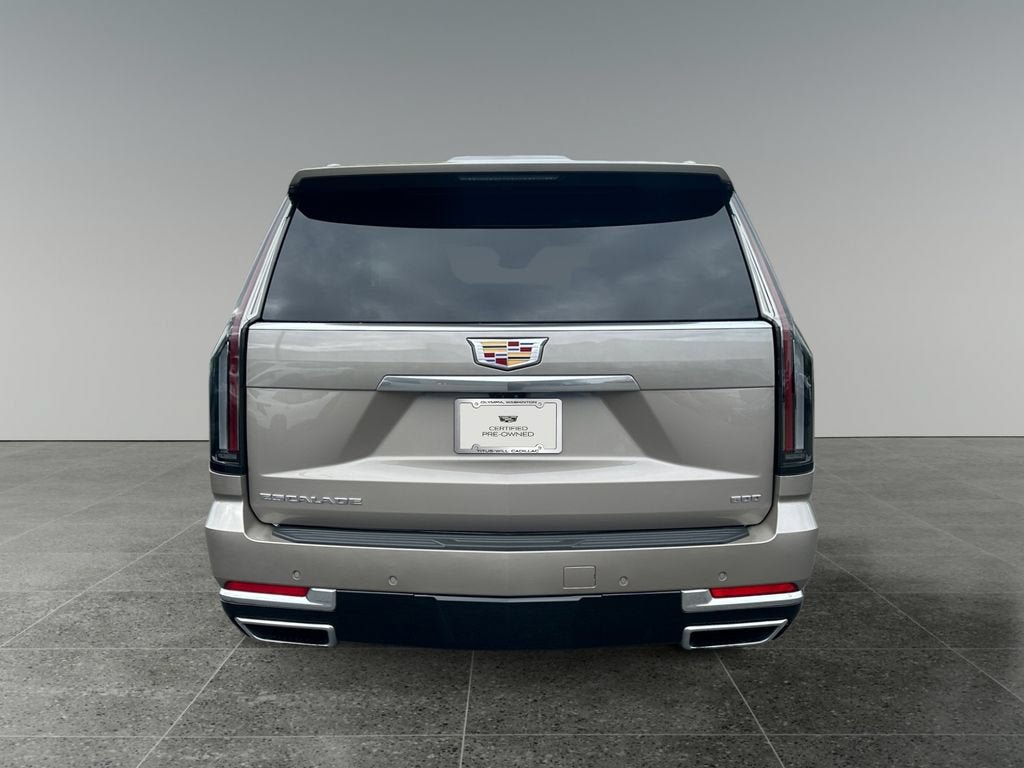 Certified 2025 Cadillac Escalade ESV Premium Luxury Platinum AWD/4WD image 4