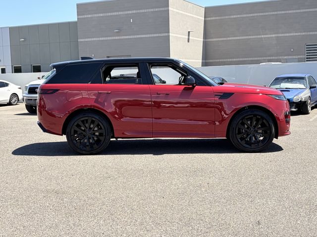 New 2026 Land Rover Range Rover Sport Dynamic SE AWD/4WD image 17