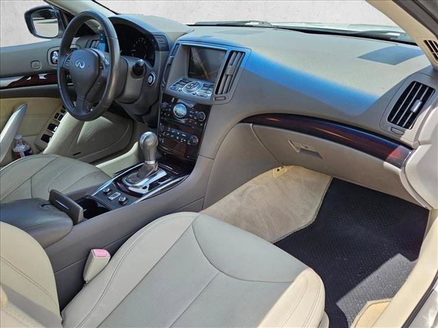 Used 2013 INFINITI G37 Convertible w/ Premium Pkg RWD image 20
