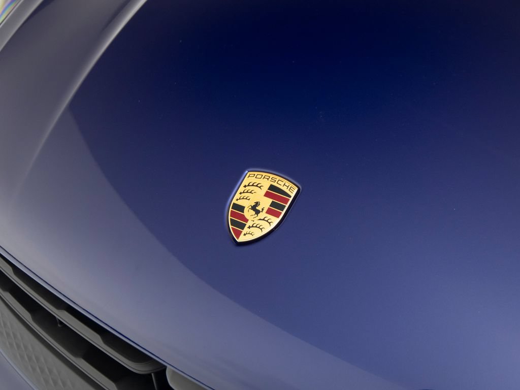 New 2026 Porsche Macan AWD/4WD image 40