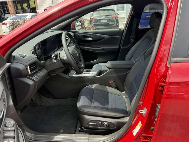 New 2026 Buick Envista Sport Touring w/ Convenience I Package FWD image 10
