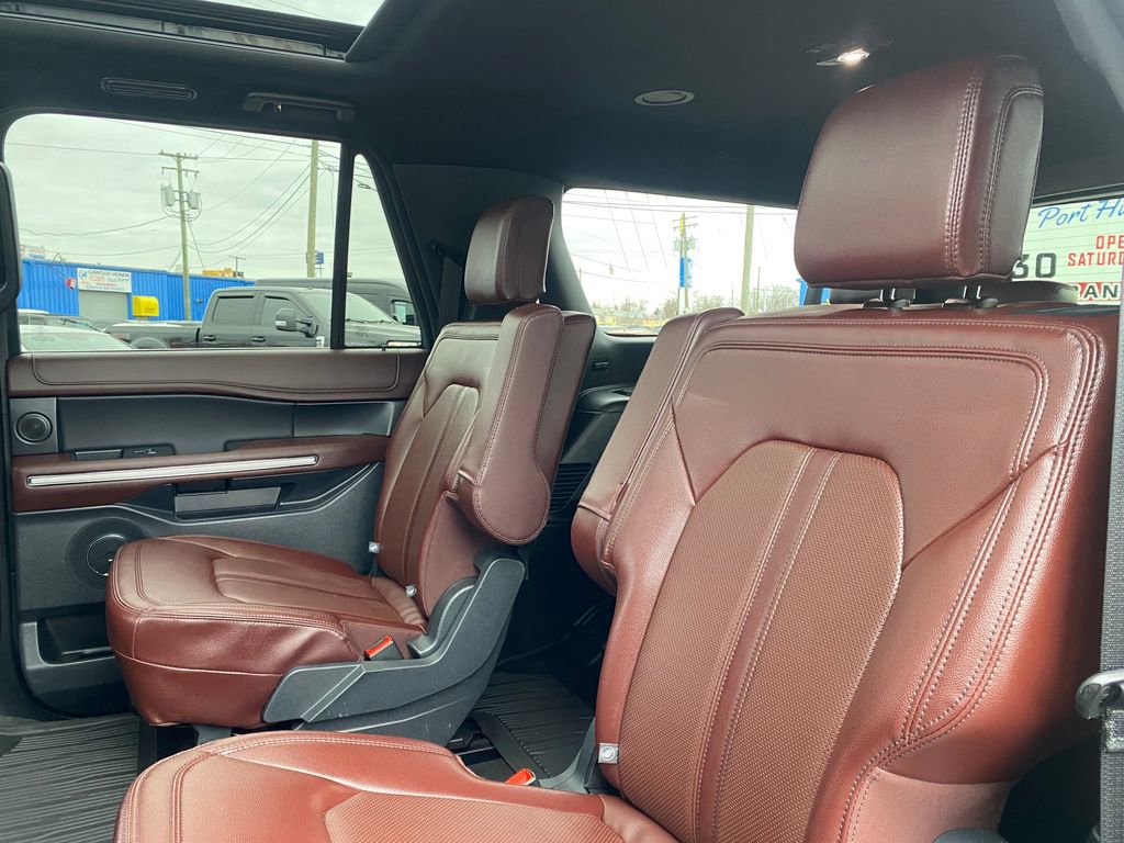 Used 2024 Ford Expedition Max Limited image 19