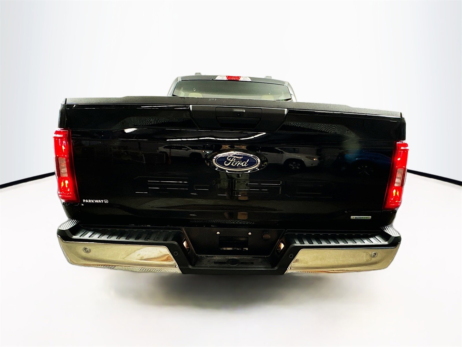 Used 2023 Ford F150 XLT image 6