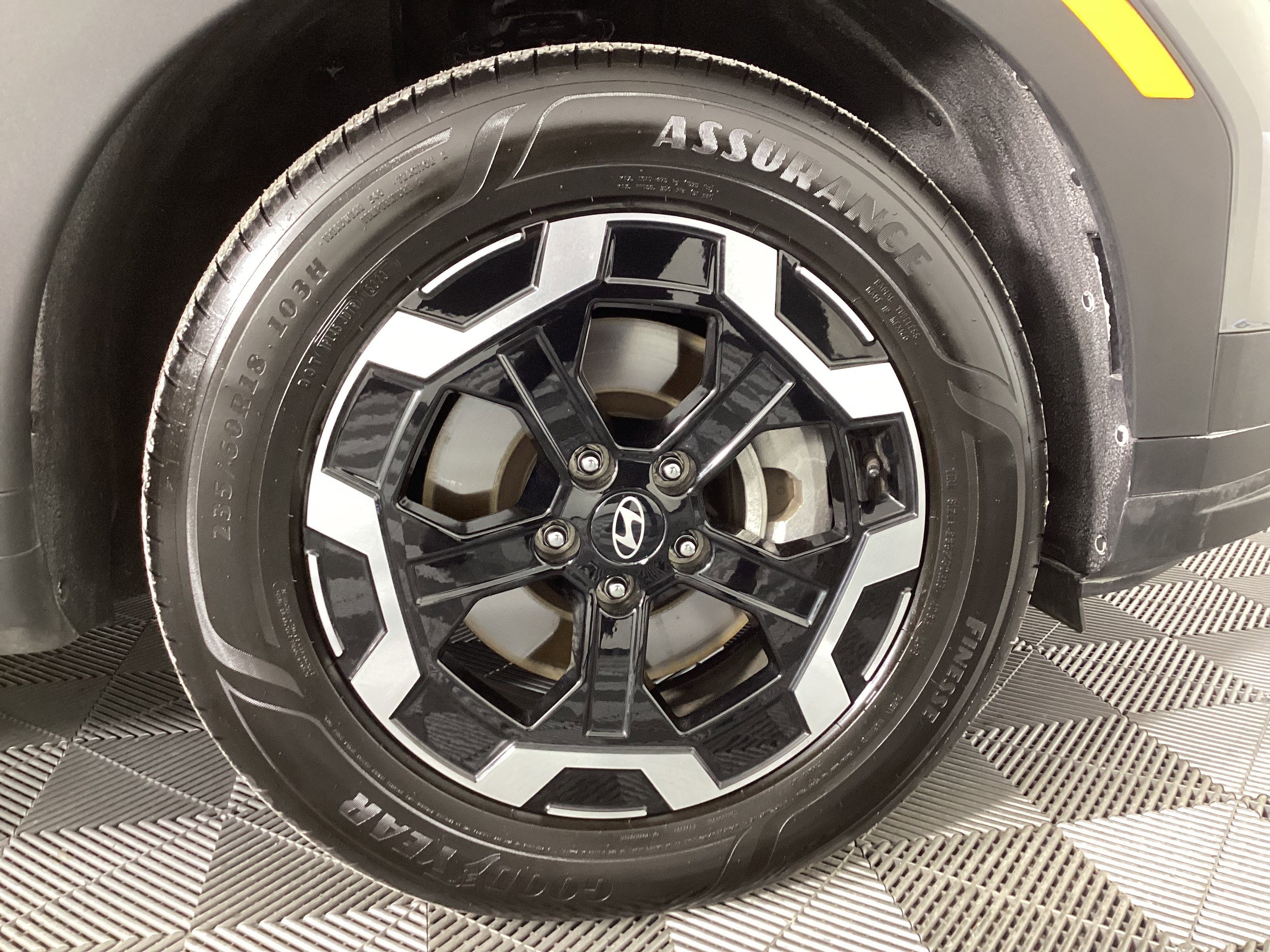 Used 2024 Hyundai Santa Fe SEL image 13