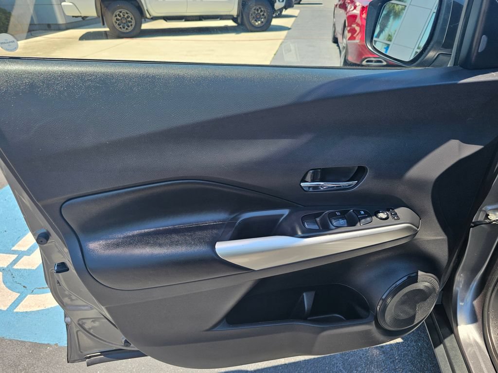 Certified 2020 Nissan Kicks SR w/ SR Premium Package FWD image 14