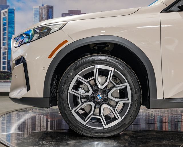 New 2026 BMW X2 xDrive28i w/ Technology Package AWD/4WD image 7