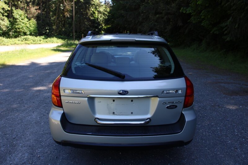 Used 2005 Subaru Outback 3.0R L.L. Bean AWD/4WD image 11