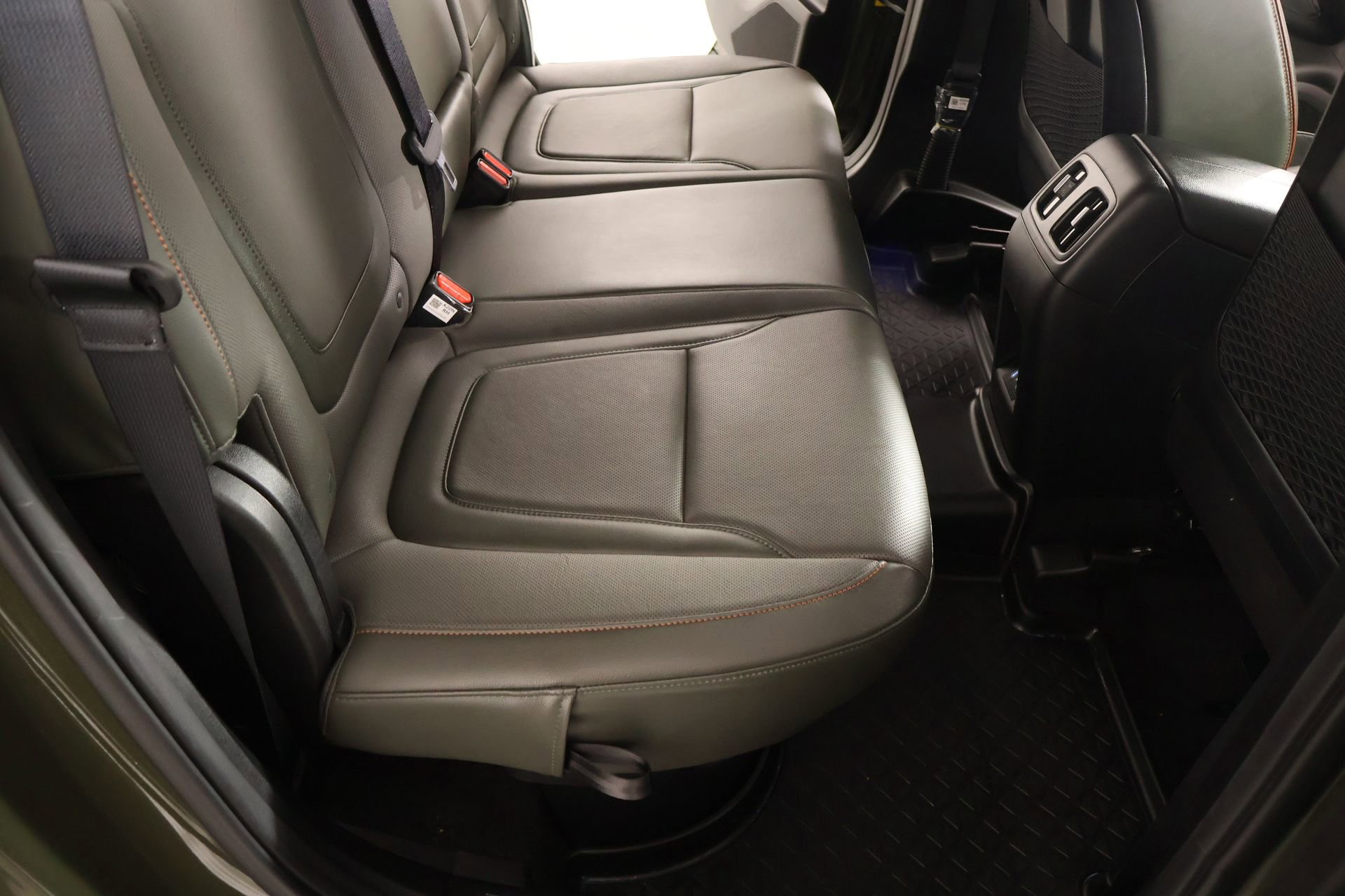 Certified 2025 Hyundai Santa Cruz Limited AWD/4WD image 15
