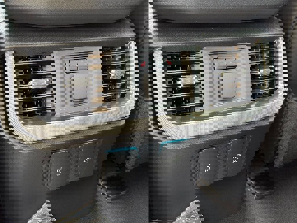 New 2026 Ford F150 Platinum w/ Equipment Group 702A High image 19