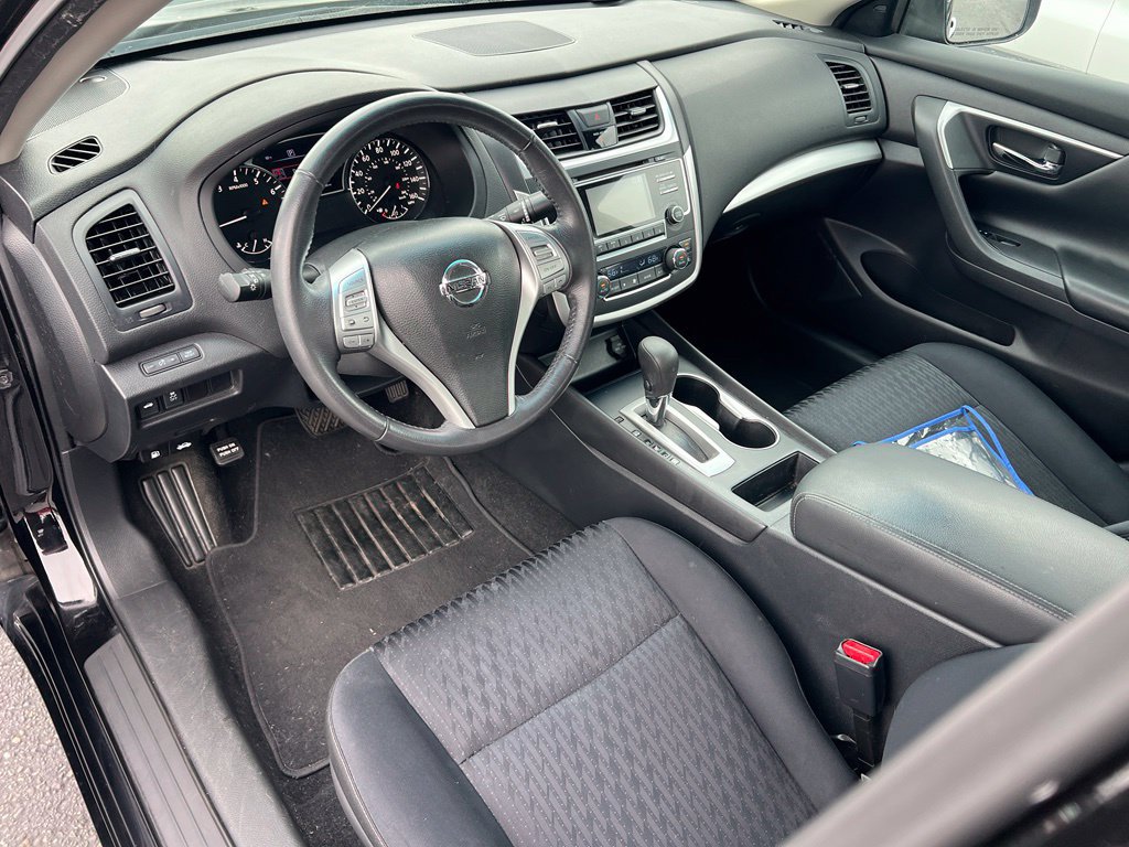 Used 2017 Nissan Altima 2.5 SV FWD image 14