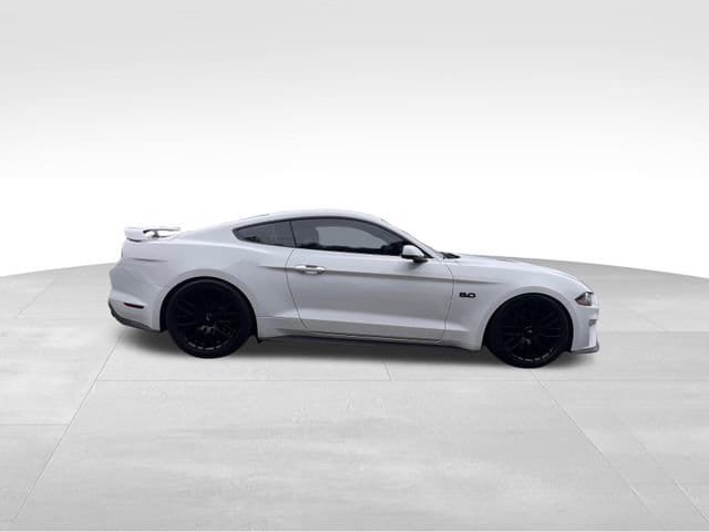 Used 2020 Ford Mustang GT Premium w/ GT Performance Package RWD image 6