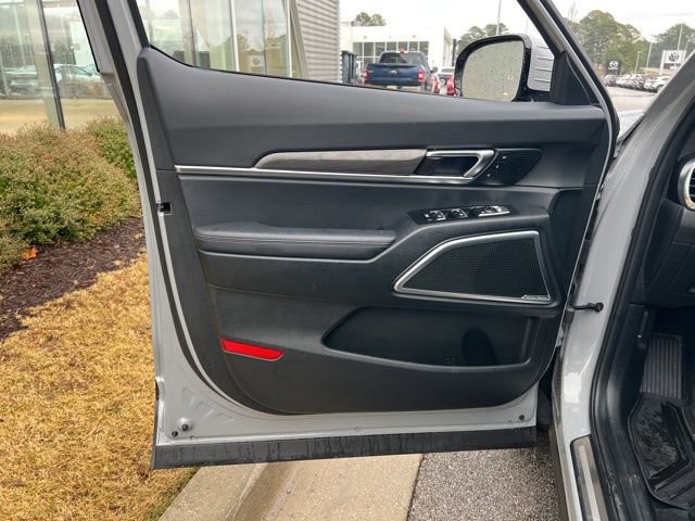 Used 2025 Kia Telluride SX Prestige X-Line image 30