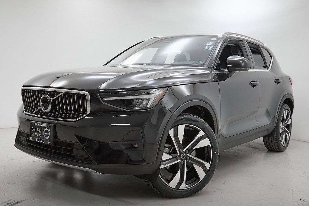 Certified 2024 Volvo XC40 B5 Plus w/ Protection Package Premier image 2