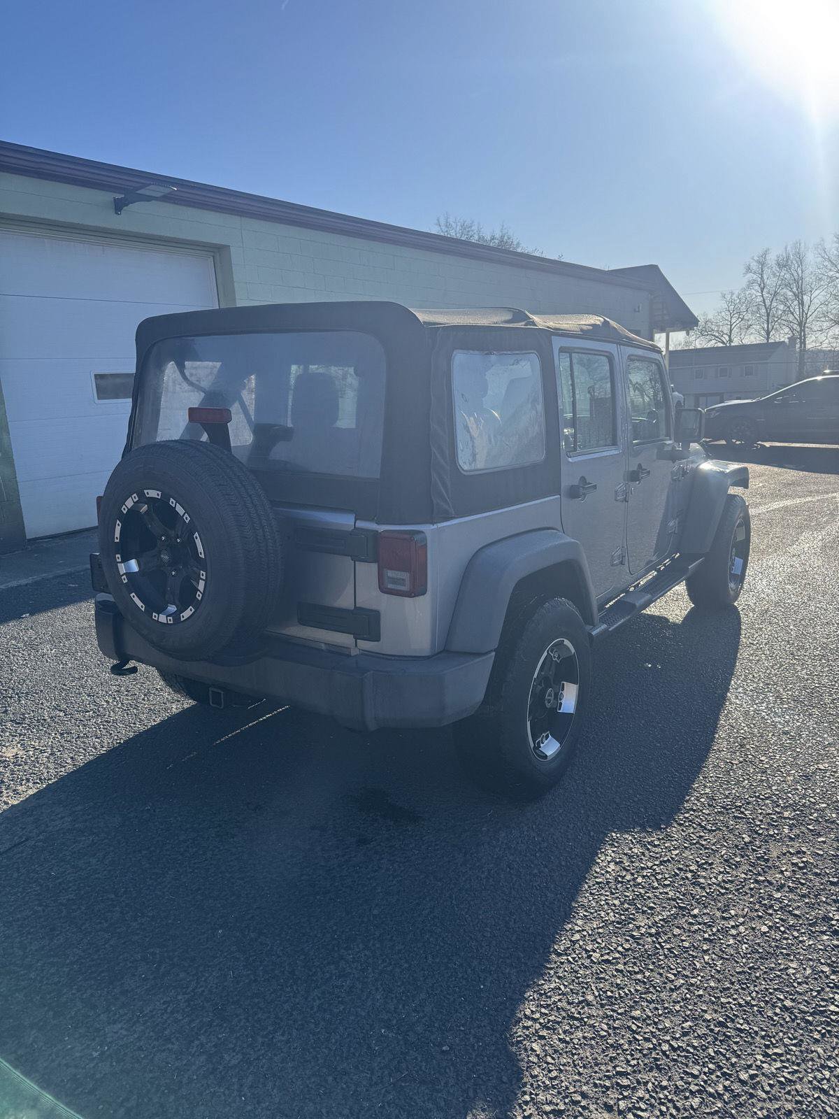 Used 2013 Jeep Wrangler Unlimited Sport image 7