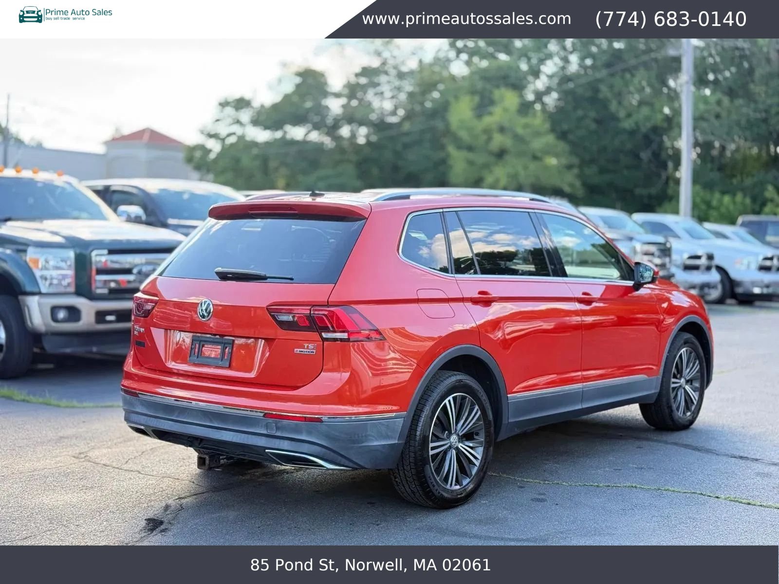 Used 2018 Volkswagen Tiguan SEL AWD/4WD image 6