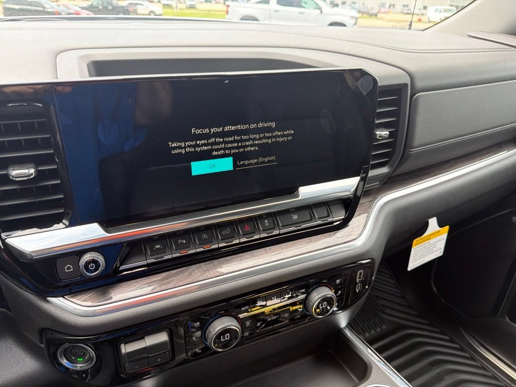 New 2026 Chevrolet Silverado 1500 LTZ w/ LTZ Premium Package AWD/4WD image 19