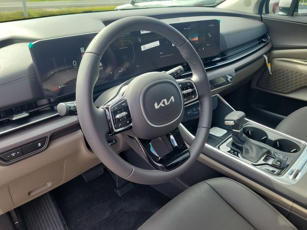 New 2026 Kia Carnival SX FWD image 24
