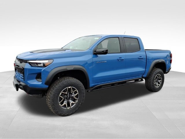 New 2026 Chevrolet Colorado ZR2 w/ Technology Package AWD/4WD image 4