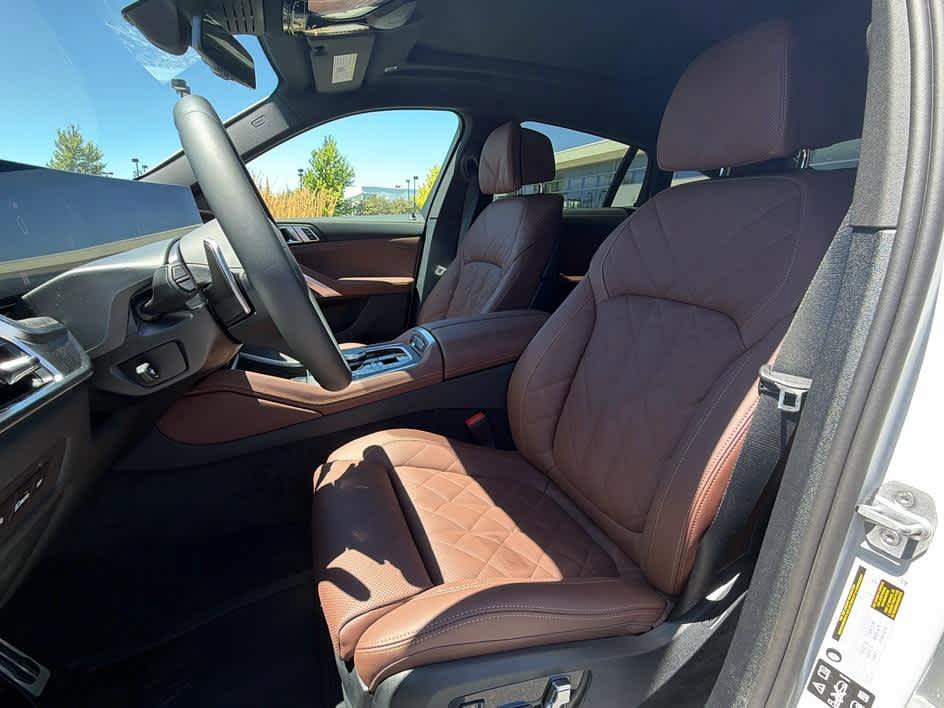 New 2027 BMW X6 xDrive40i AWD/4WD image 13