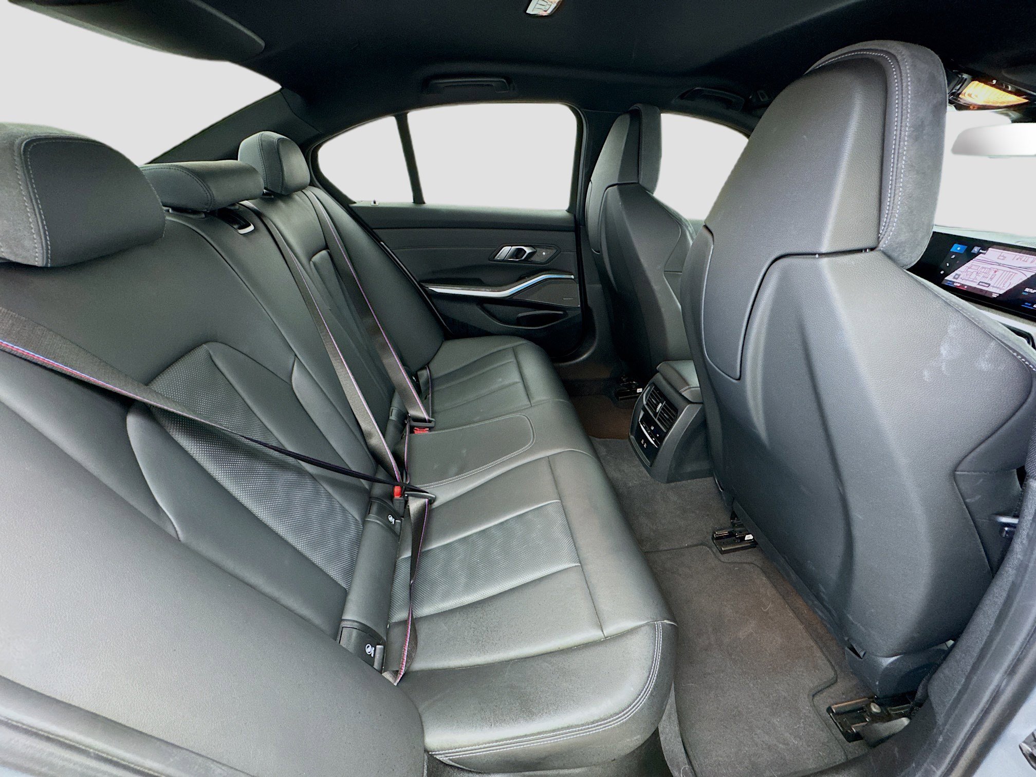 Used 2023 BMW M3 Competition w/ Executive Package image 18