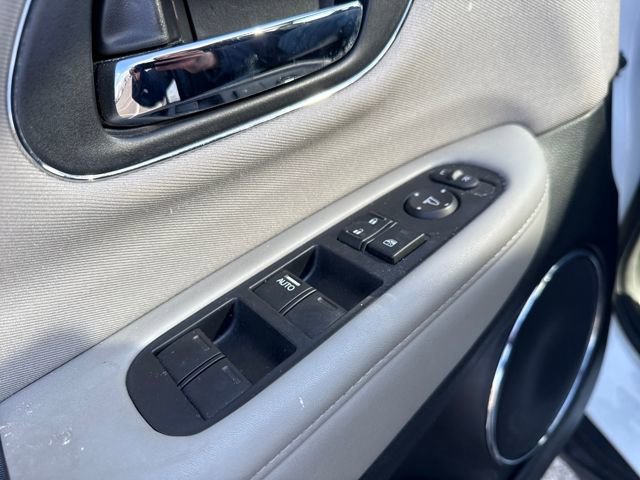 Used 2017 Honda HR-V EX image 24