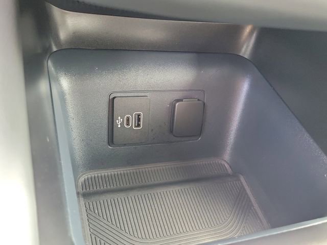 Used 2026 Ford Explorer Active RWD image 11